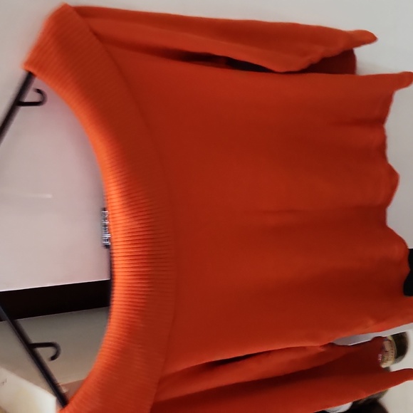 Rafaela off shoulder 3/4 sleeve light weight sweeter - Picture 2 of 2